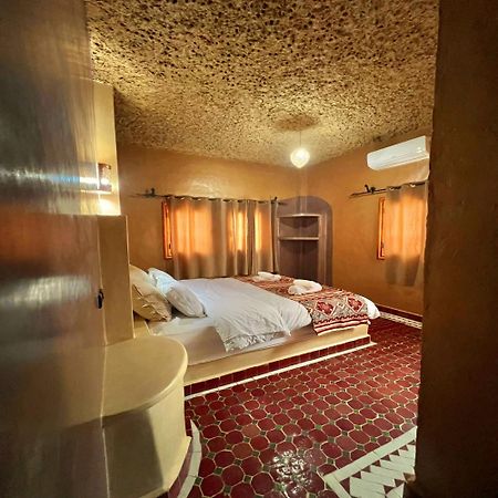 Riad Hassi Labied مرزوكة المظهر الخارجي الصورة