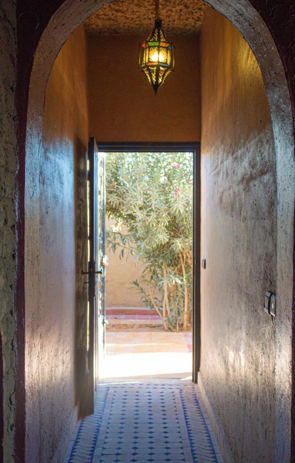 Riad Hassi Labied مرزوكة المظهر الخارجي الصورة