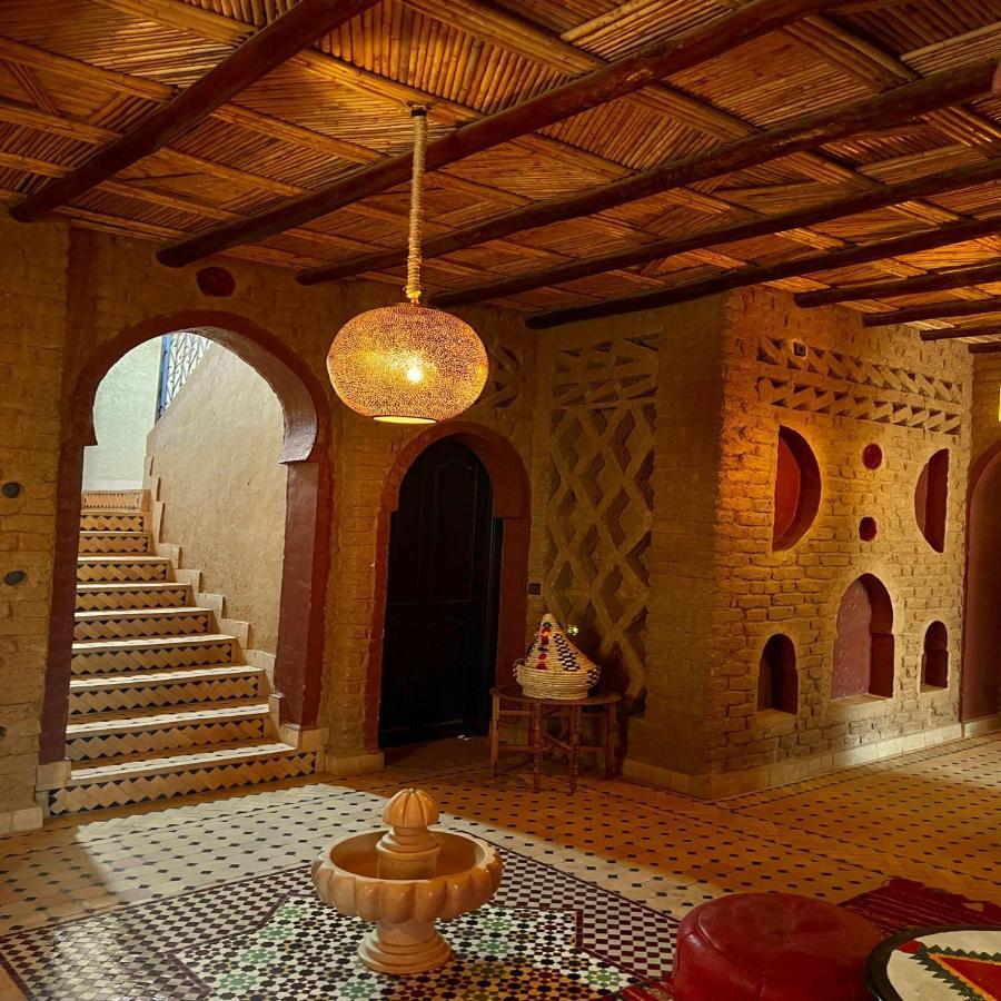 Riad Hassi Labied مرزوكة المظهر الخارجي الصورة