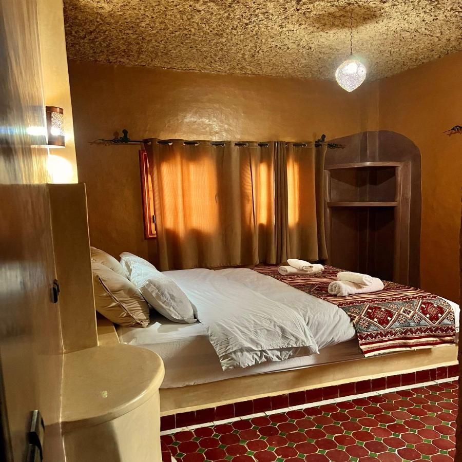 Riad Hassi Labied مرزوكة المظهر الخارجي الصورة