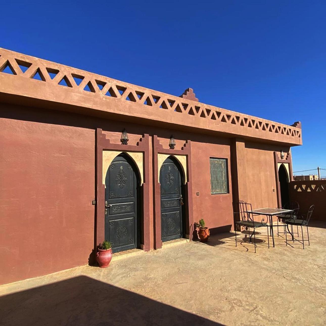 Riad Hassi Labied مرزوكة المظهر الخارجي الصورة