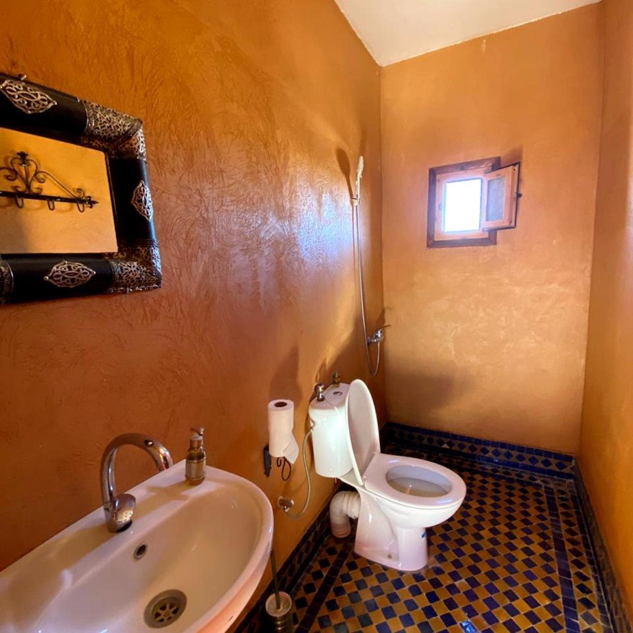 Riad Hassi Labied مرزوكة المظهر الخارجي الصورة